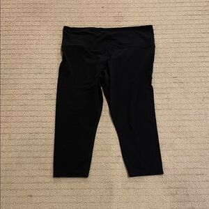 Athleta Ultra High Rise Elevation Capri